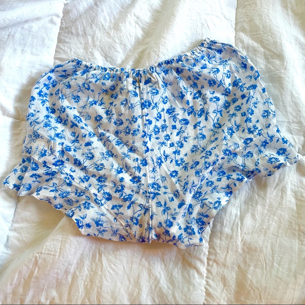 Urban Outfitters Blue Floral Shorts - XS - Picture 3 of 5